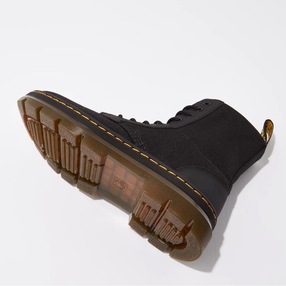 Dr. Martens Combs Boots • Men’s 11 / Women’s 12 • Black - Picture 4 of 11